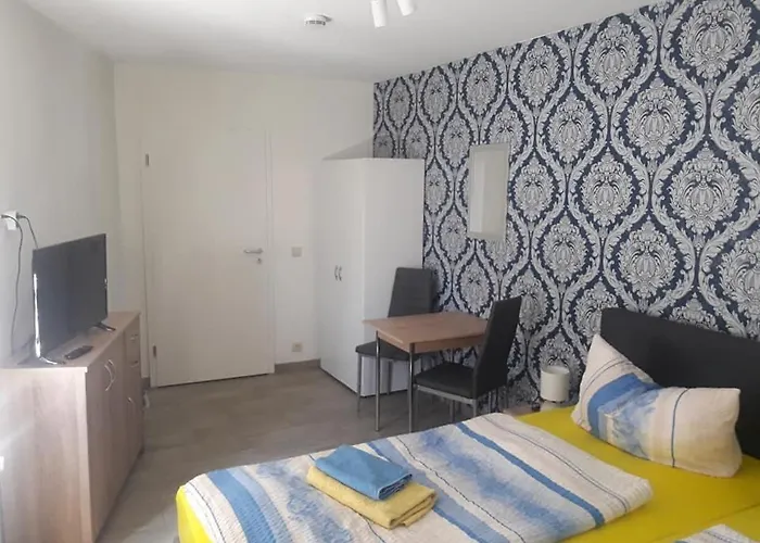 Pensión Zum Holzwurm