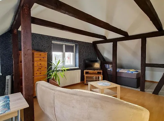 Zum Holzwurm Pensión 3*